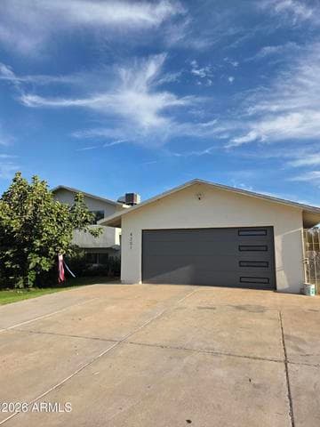 4201 W WALTANN Lane, Phoenix, AZ