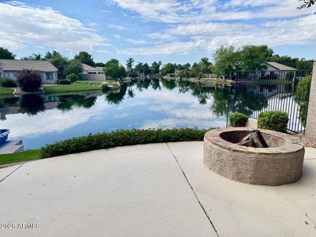 1401 W BLUE RIDGE Court, Chandler, AZ
