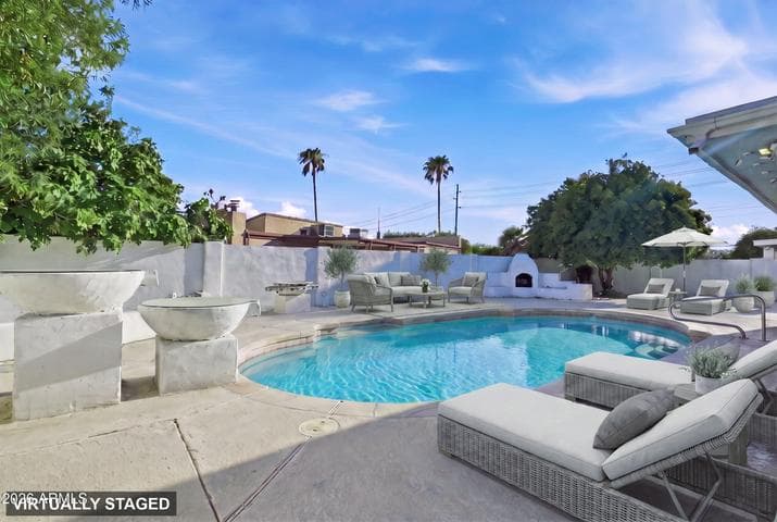 1415 W TUCKEY Lane, Phoenix, AZ