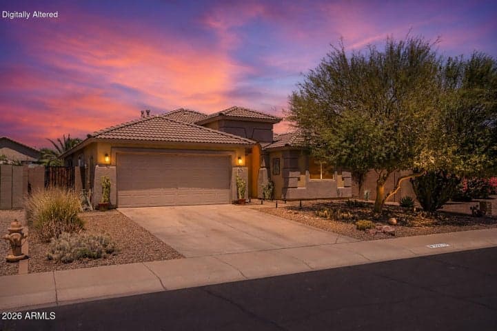 15276 W LAUREL Lane, Surprise, AZ