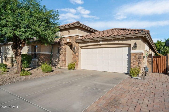 2351 S GLEN Drive, Chandler, AZ