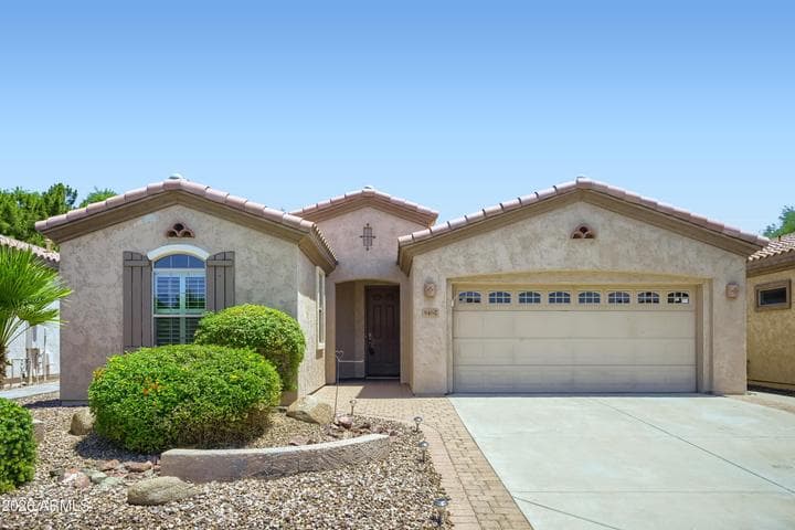 5467 S ALMOND Drive, Gilbert, AZ
