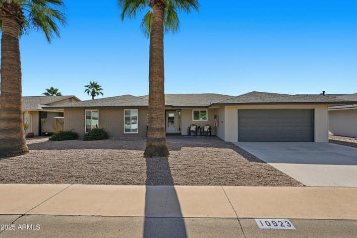 10923 W MEADE Drive, Sun City, AZ