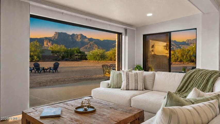 5770 E 22nd Avenue, Apache Junction, AZ