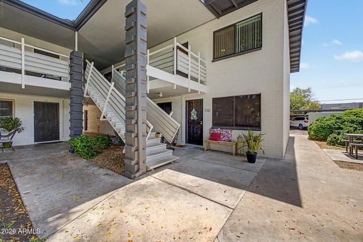721 E MONTEBELLO Avenue #210, Phoenix, AZ
