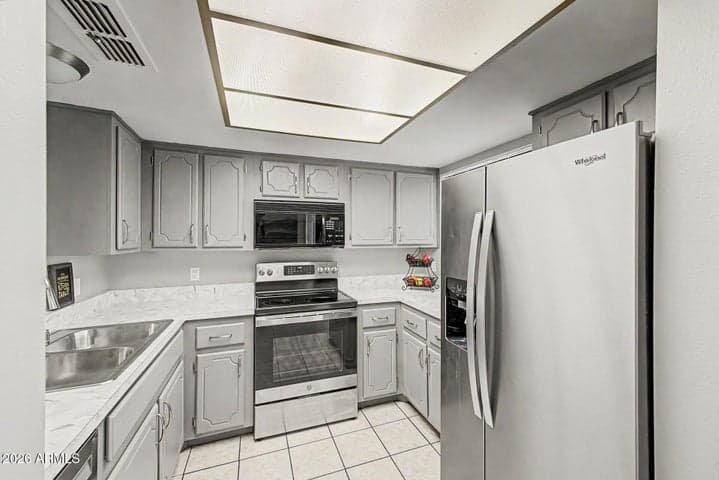 1323 S HARDY Drive, Tempe, AZ