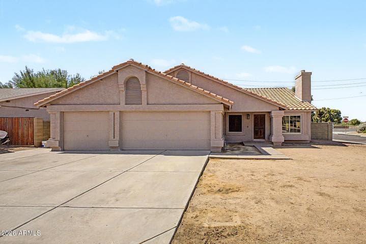 3701 E RENEE Drive, Phoenix, AZ