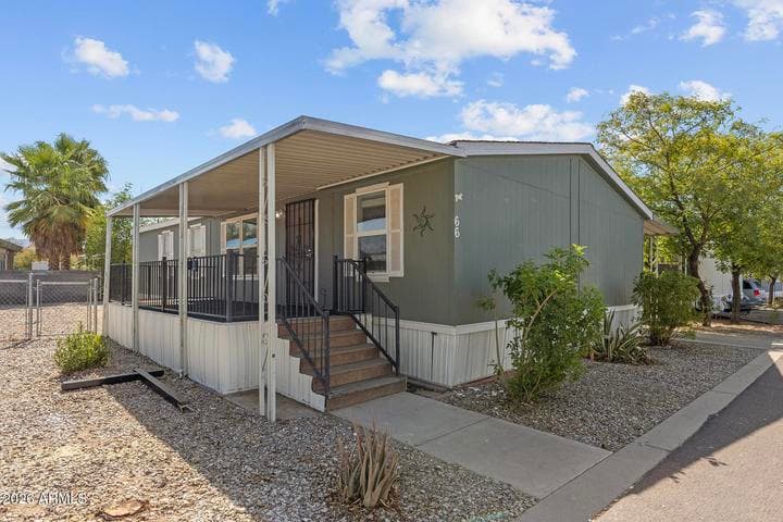 2200 N DELAWARE Drive #66, Apache Junction, AZ