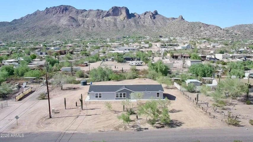 1170 W Frontier Street, Apache Junction, AZ