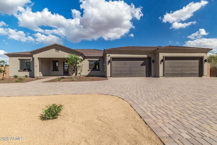 2639 W Lavitt Lane, Phoenix, AZ
