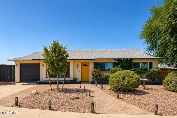 8701 E Cambridge Avenue, Scottsdale, AZ
