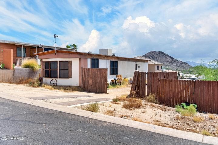 13029 N 18TH Place, Phoenix, AZ