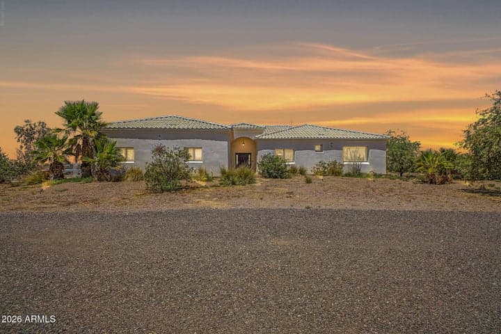 8716 N THUNDERBIRD Road, Maricopa, AZ