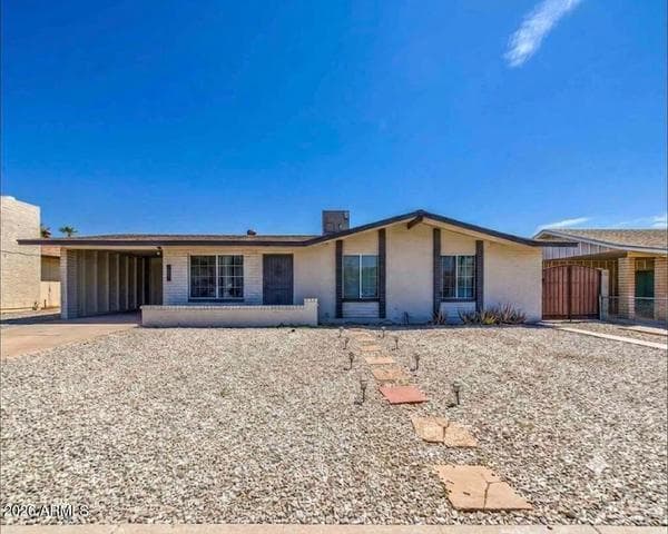 8939 W SELLS Drive, Phoenix, AZ