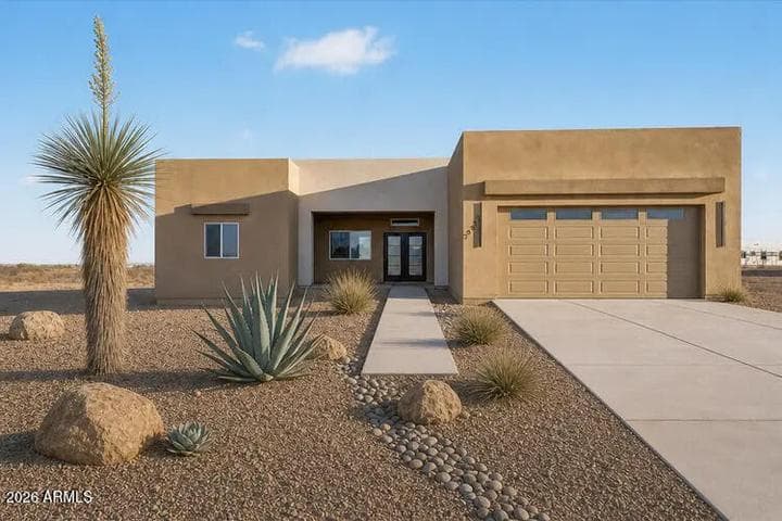 38253 W MISSOURI Avenue, Tonopah, AZ