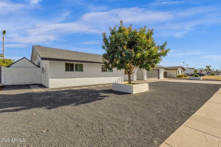 2325 E ENCANTO Street, Mesa, AZ