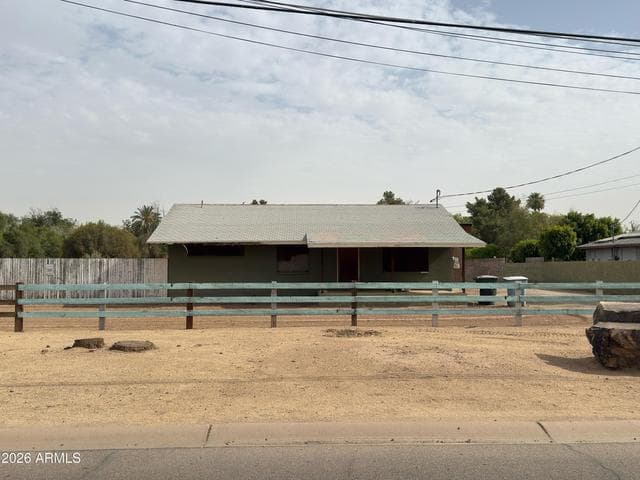 2804 W BELMONT Avenue, Phoenix, AZ
