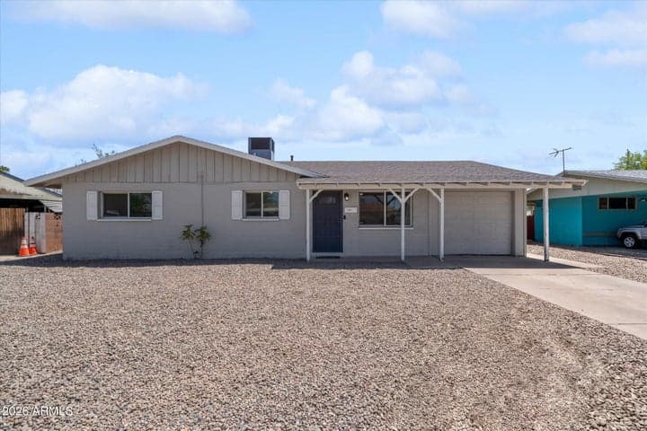 3631 W DENTON Lane, Phoenix, AZ