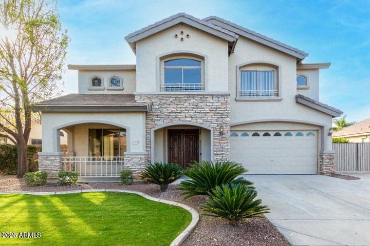 1375 E LOCUST Drive, Chandler, AZ