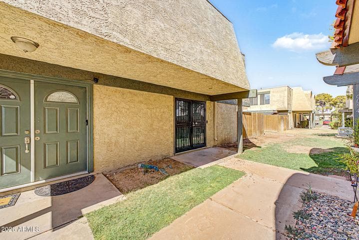 6060 W GOLDEN Lane, Glendale, AZ