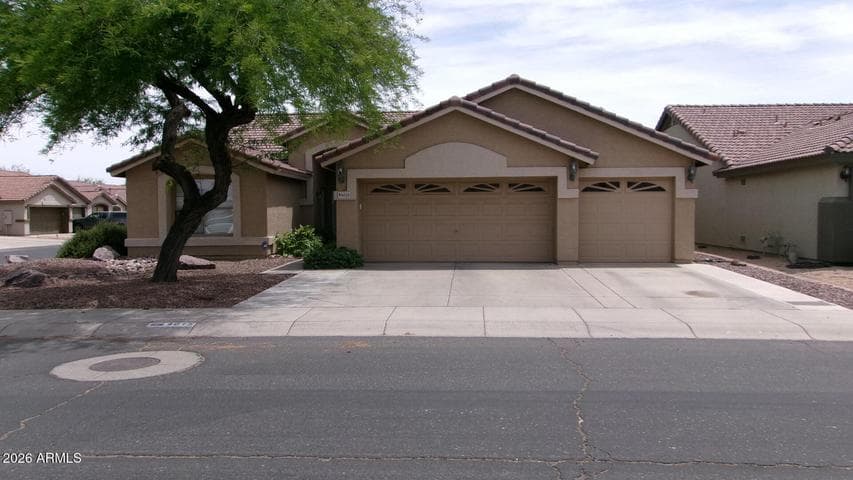 4015 W Menadota Drive, Glendale, AZ