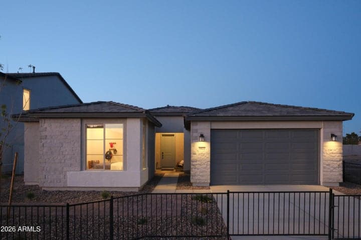5022 W CAPISTRANO Avenue, Laveen, AZ