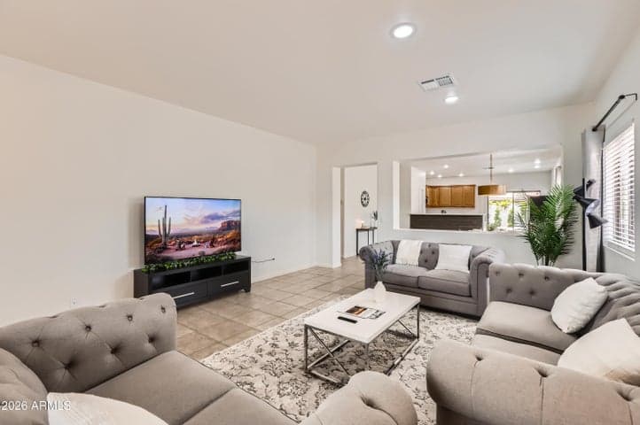 10522 W ROBIN Lane, Peoria, AZ