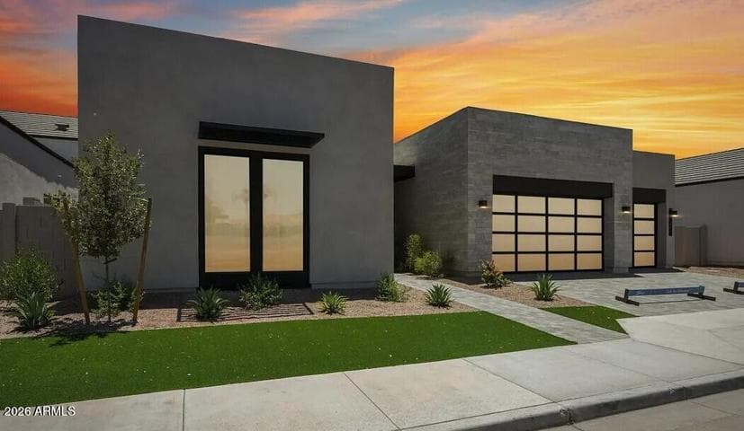 2371 E AQUARIUS Place, Chandler, AZ
