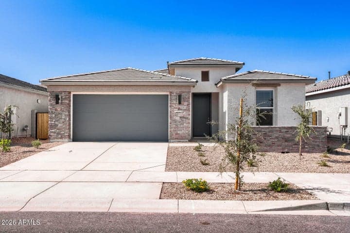 16718 W SPUR Drive, Surprise, AZ