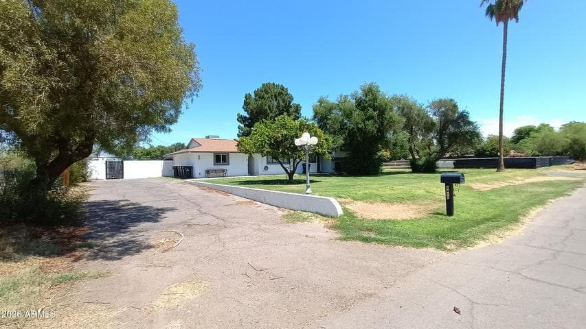 4410 W BANFF Lane, Glendale, AZ