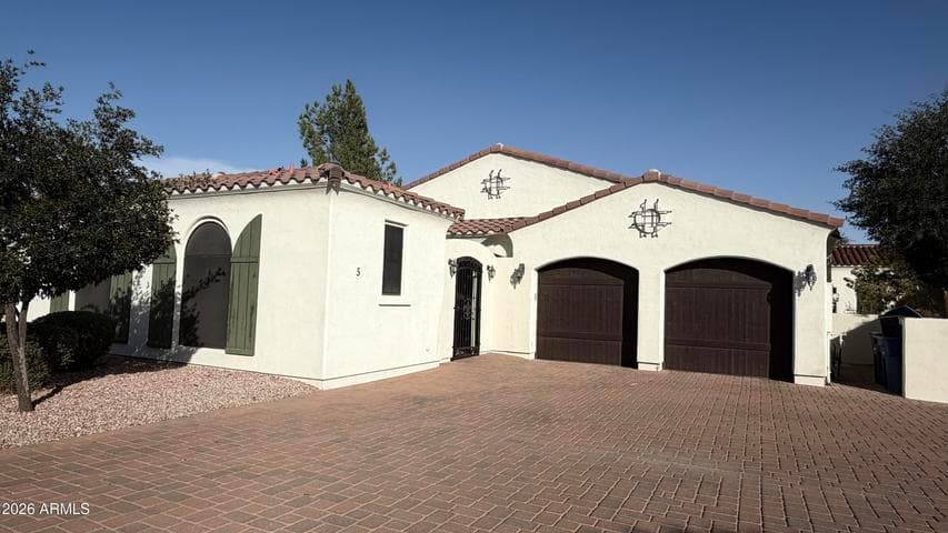 1777 W OCOTILLO Road #5, Chandler, AZ