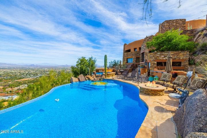 5802 E CHOLLA Lane, Paradise Valley, AZ