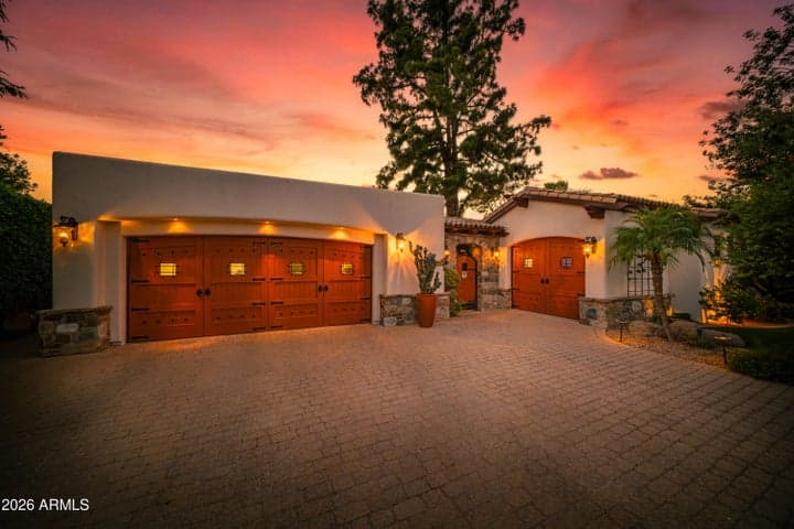 3356 N 60TH Street, Phoenix, AZ