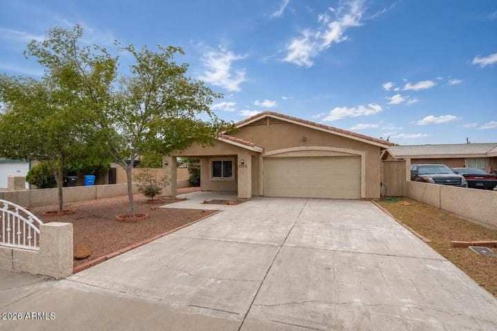 5220 N 21st Avenue, Phoenix, AZ