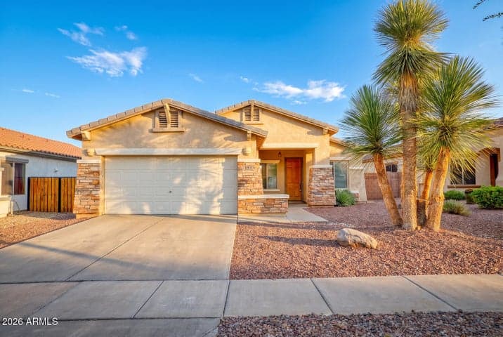 844 E INDIAN WELLS Place, Chandler, AZ