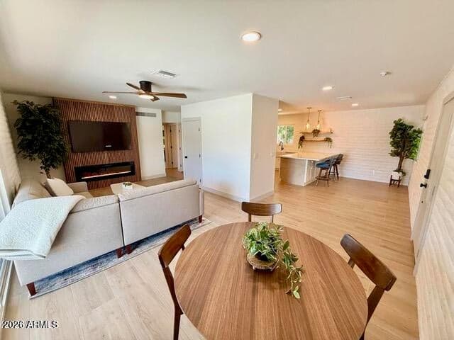 1901 E MISSOURI Avenue #220, Phoenix, AZ