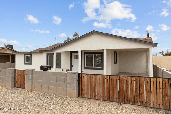 2750 E WIER Avenue, Phoenix, AZ