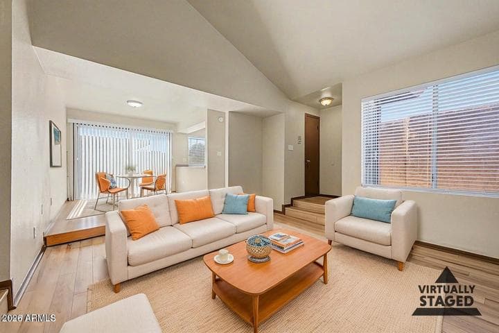 826 S CASITAS Drive #B, Tempe, AZ