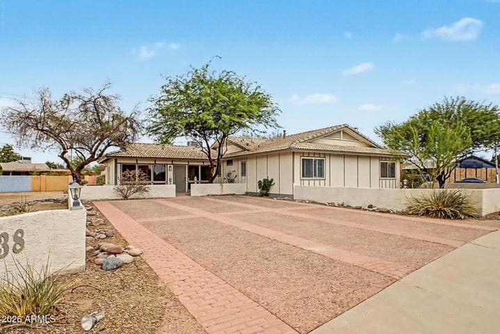 8038 E ALMERIA Road, Scottsdale, AZ