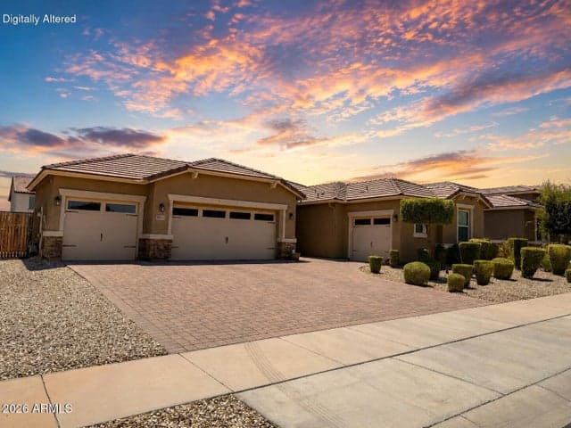 19045 W MERCER Lane, Surprise, AZ