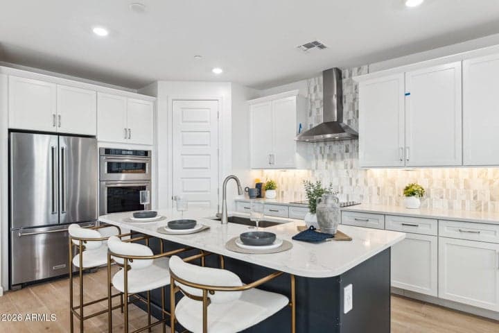 9749 S 11th Street, Phoenix, AZ