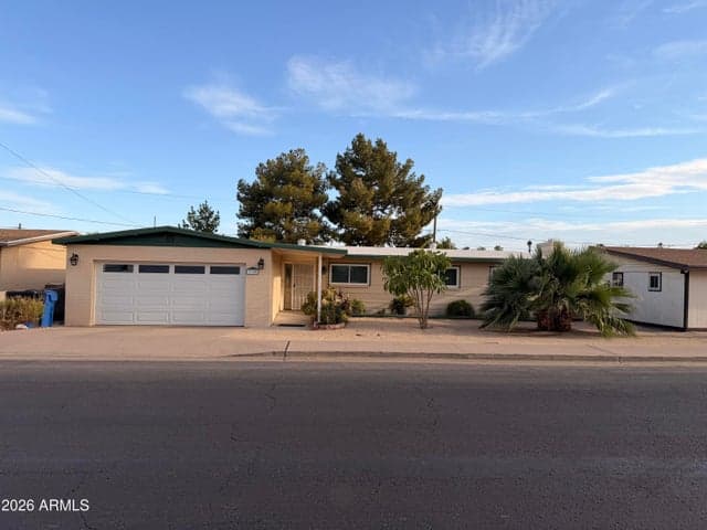 3725 W ELM Street, Phoenix, AZ