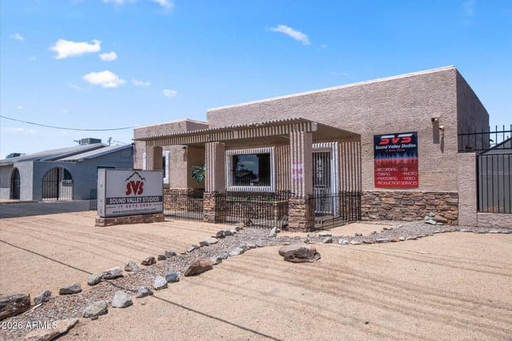 2818 W NORTHERN Avenue, Phoenix, AZ