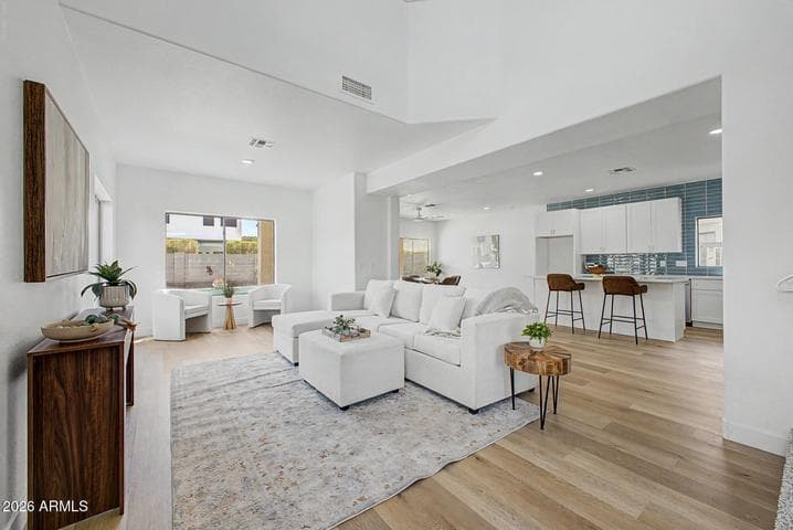 13361 W EVANS Drive, Surprise, AZ