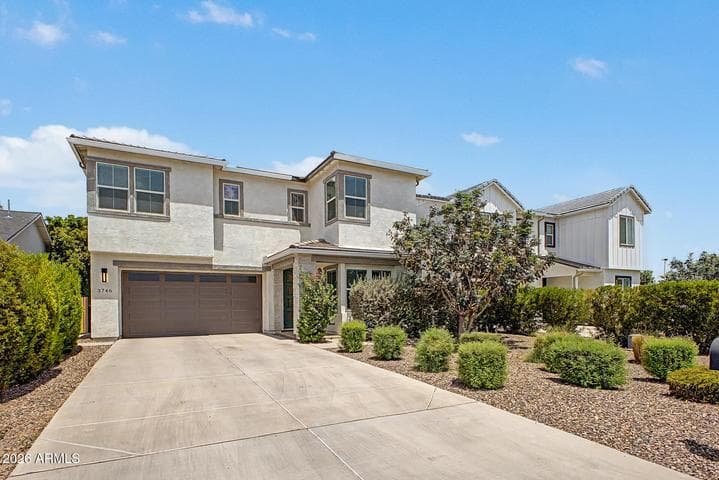 3746 E EARLL Drive, Phoenix, AZ