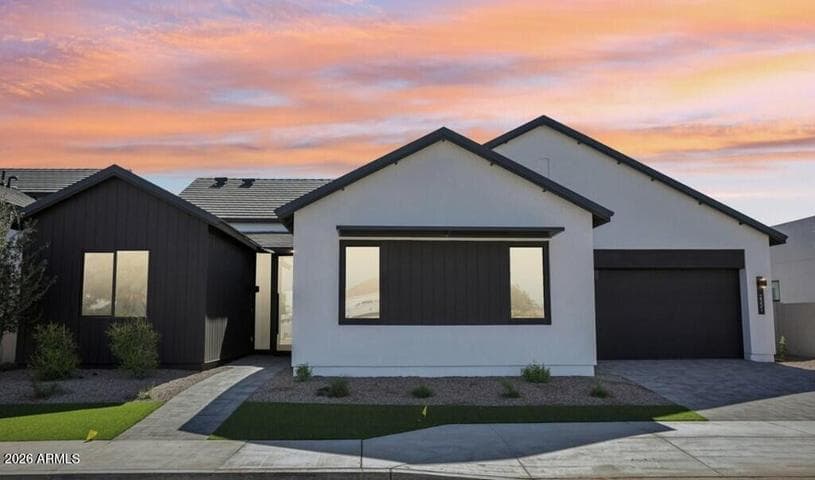 2331 E AQUARIUS Place, Chandler, AZ