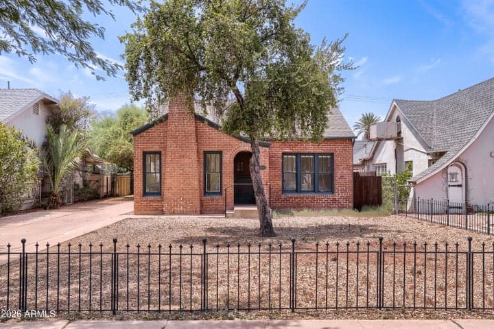 2042 N 12TH Street, Phoenix, AZ