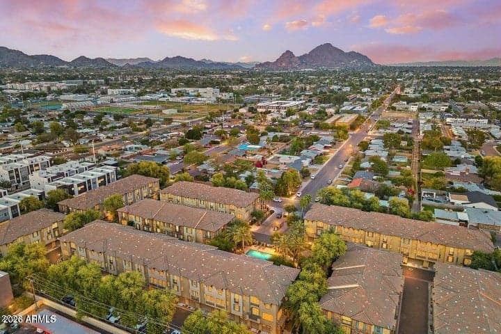 4425 N 24TH Place, Phoenix, AZ