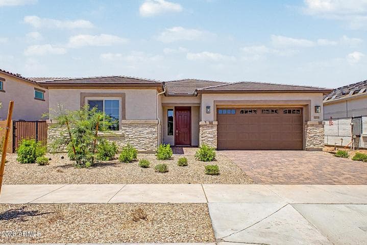 15774 W HACKAMORE Drive, Surprise, AZ