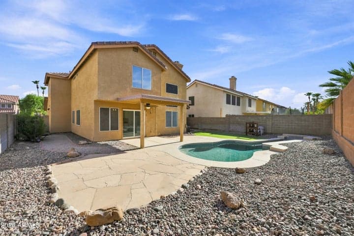 2914 E WINDSONG Drive, Phoenix, AZ